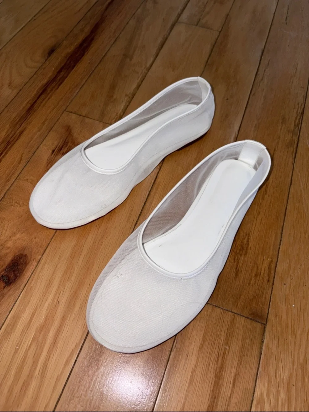White mesh ballet flats dear Frances inspired - Picture 1 of 2